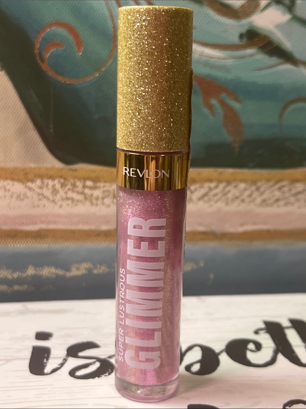 Revlon Super Lustrous Glimmer Lip Gloss in Pink with Gold Cap